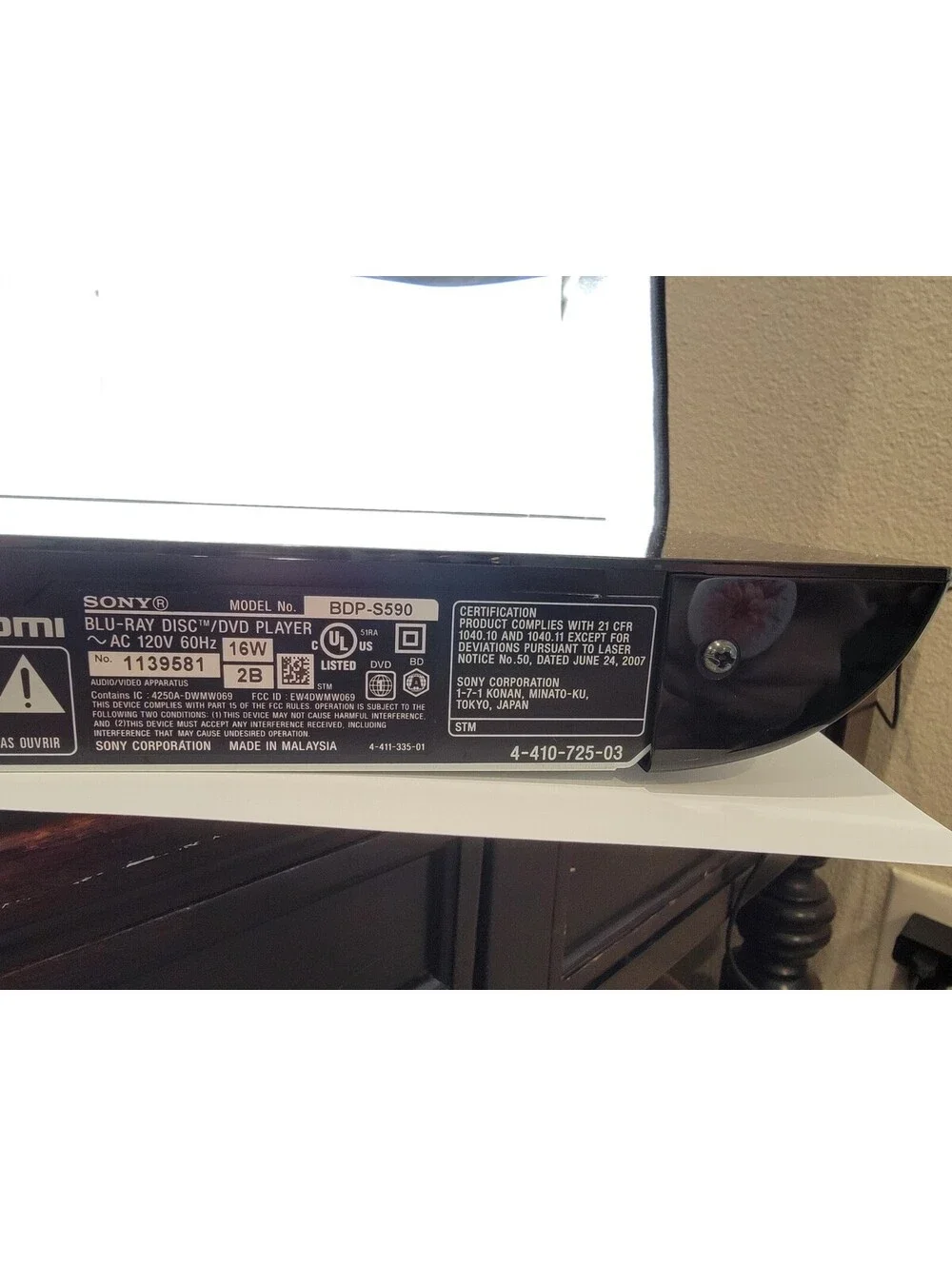 Sony BDP-S590 3D Blu-ray Player Full HD 1080p Built-in Wi-Fi Dolby No Remote
